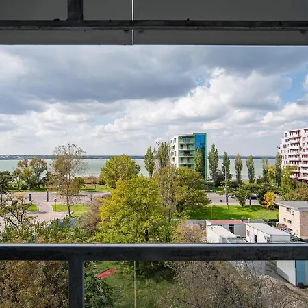 Blue Boutique Magic View Of The Sea Appartamento Mamaia